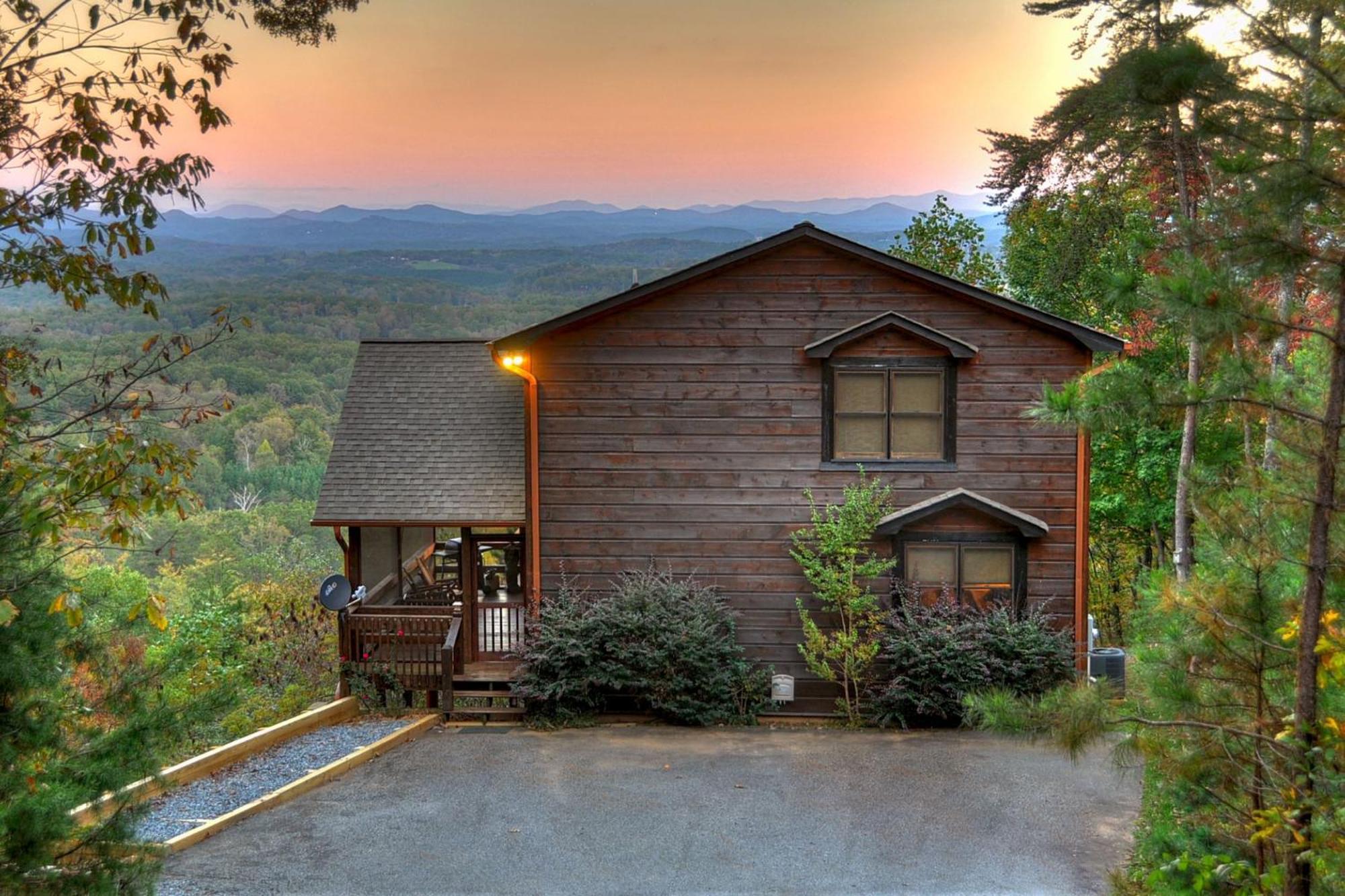 The View Sweeping Mountain Views Gas Fireplace Game Room Hot Tub Blue Ridge Dış mekan fotoğraf